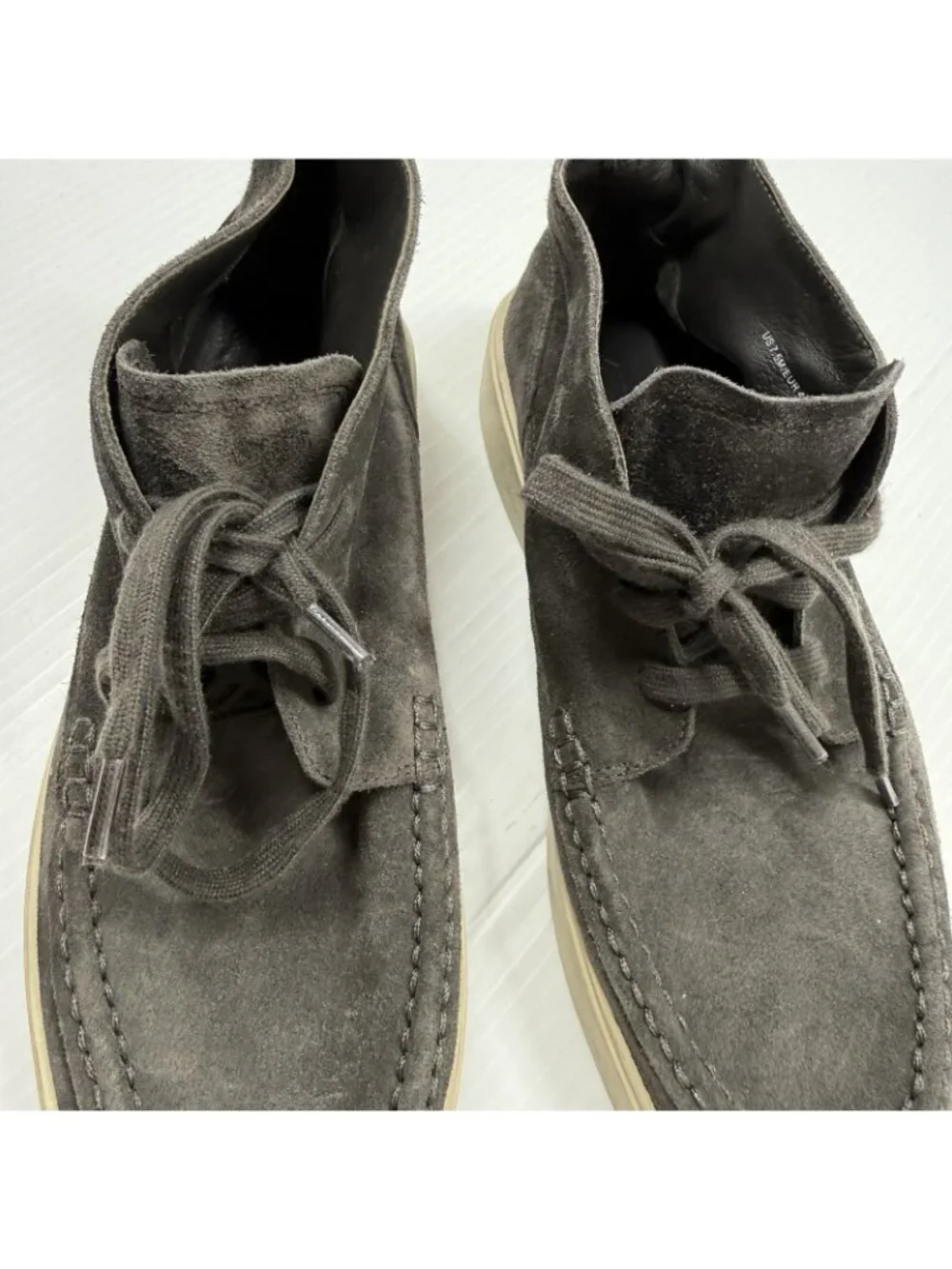 Vince Mens Suede Chukka Boots Size 7.5 Grey Moc Toe Minimalist Streetwear